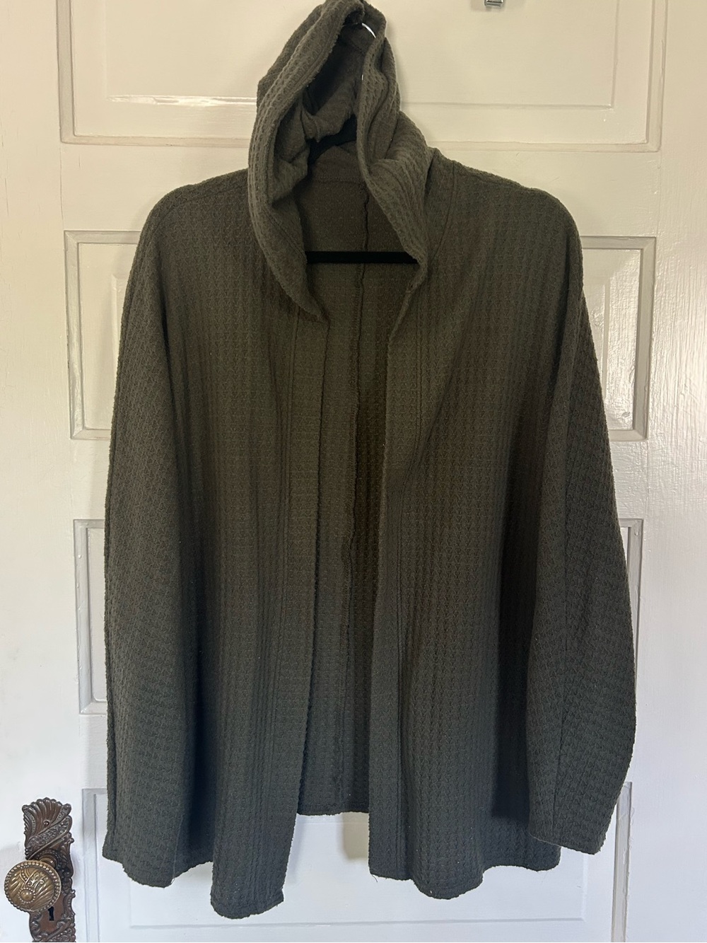American Eagle Soft & Sexy Plush Hooded Open Knit Cardigan in Olive Green. Small